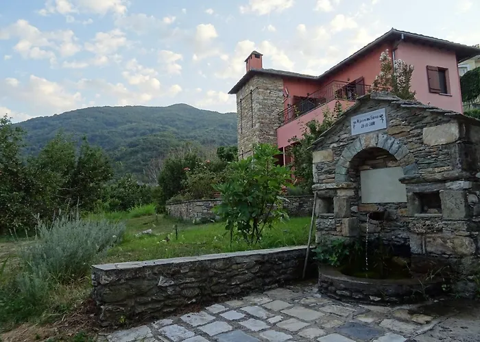 Homer's Vilă Makrirrákhi