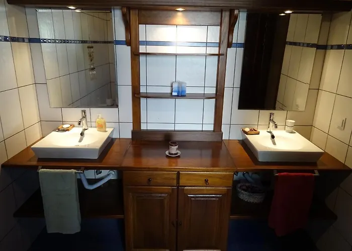 Homer's * Makrirrákhi