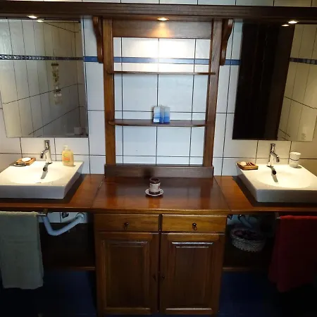 Homer's * Makrirrákhi