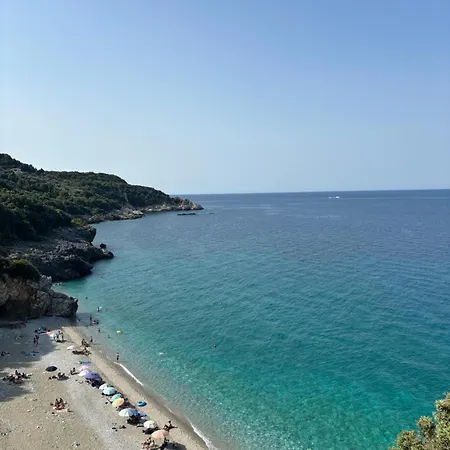 וילה Homer's Makrirrákhi